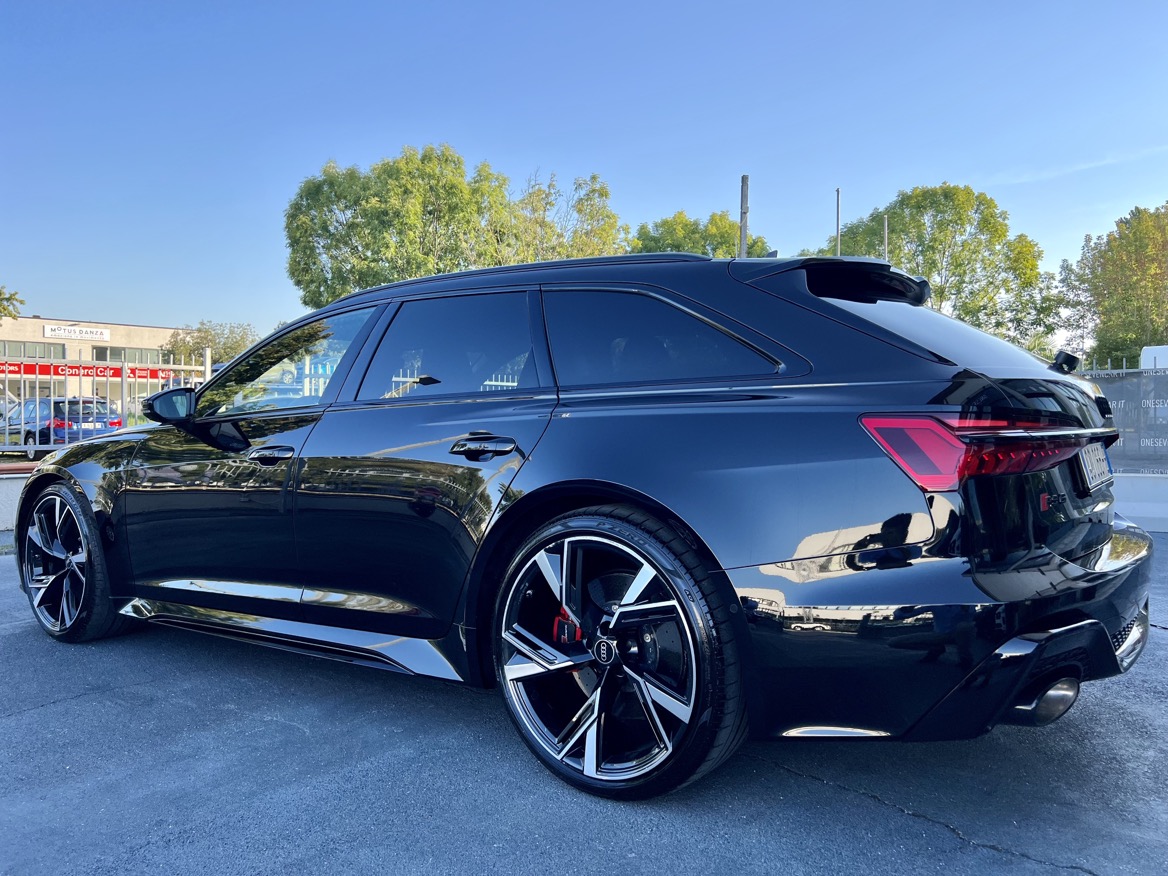 Audi RS6 Avant 4.0 Dynamic+ cerchi da 22’+Carboceramic