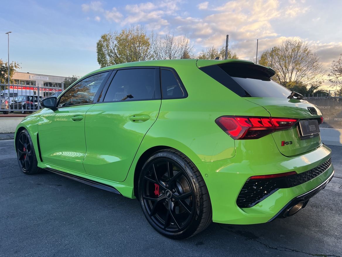 AUDI RS3