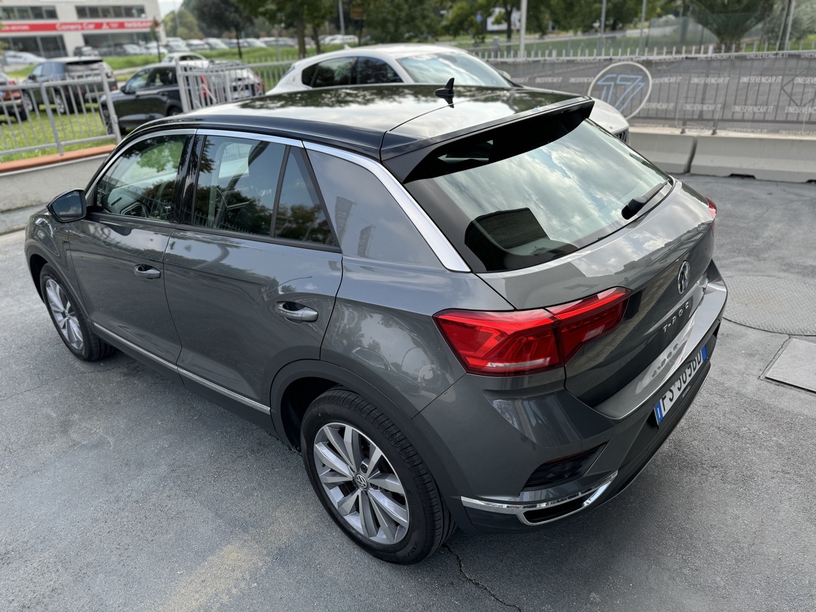 Volkswagen T-Roc 2.0 TDI 4 MOTION STYLE DSG