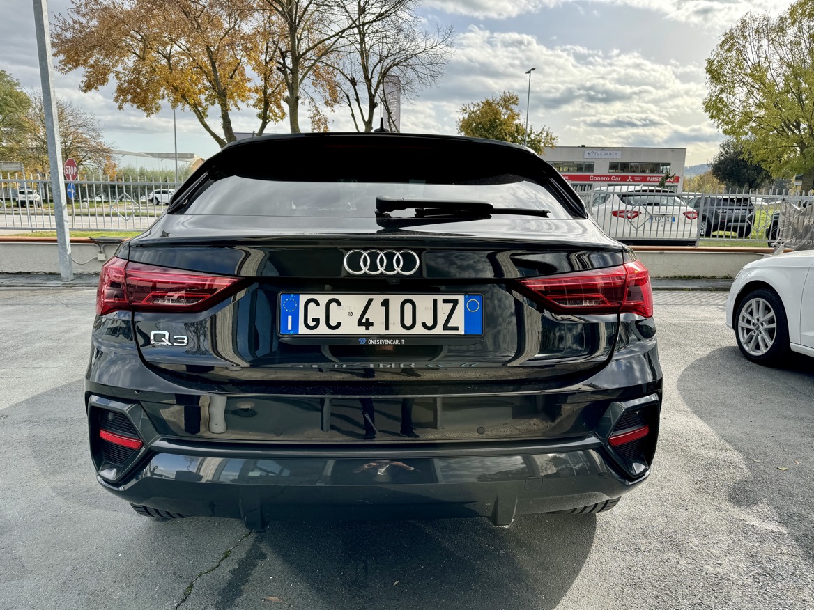AUDI Q3 SPORTBACK