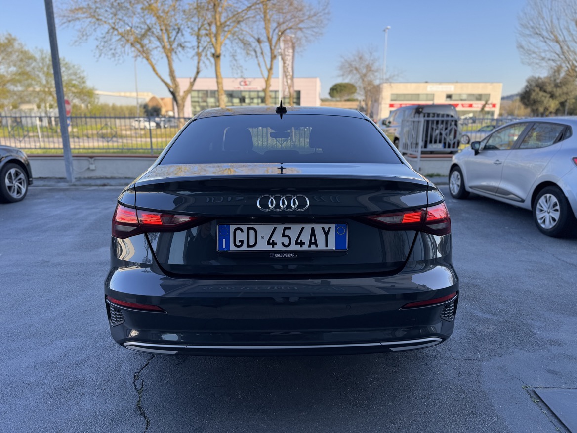 Audi A3 Sedan 35 2.0 tdi Sport