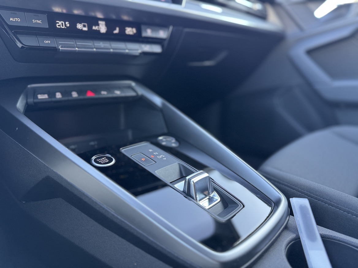Audi A3 Sedan 35 2.0 tdi Sport
