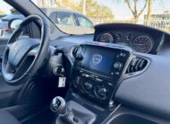 LANCIA YPSILON 1.0 HYBRID SILVER