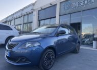 LANCIA YPSILON 1.0 HYBRID SILVER