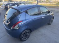 LANCIA YPSILON 1.0 HYBRID SILVER