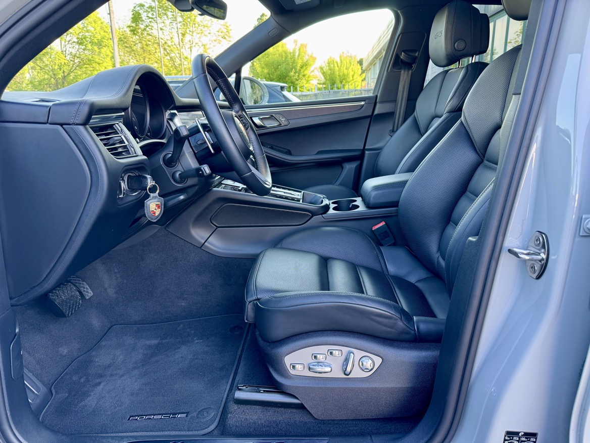 Porsche Macan GTS 440 CV FULL