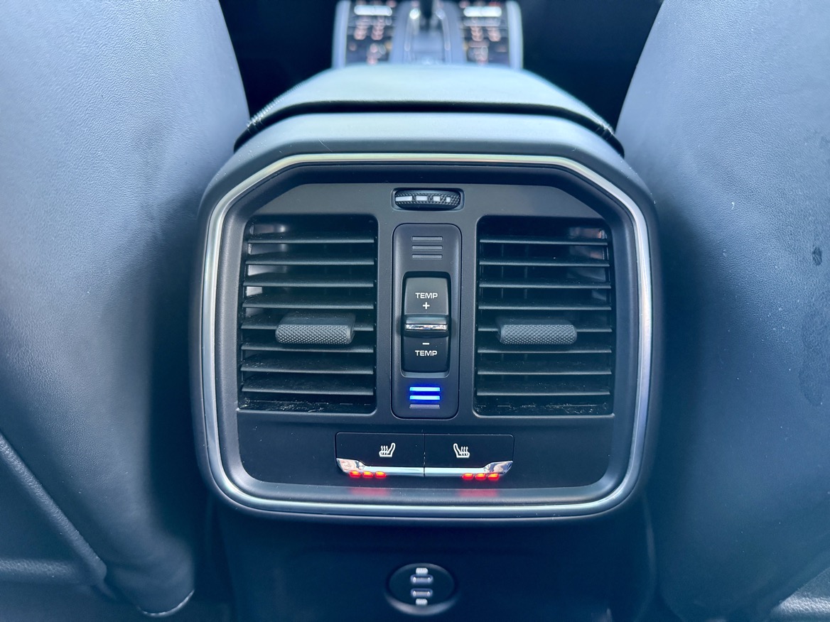 Porsche Macan GTS 440 CV FULL