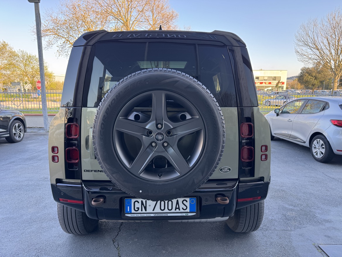 LAND ROVER DEFENDER 110 250 CV