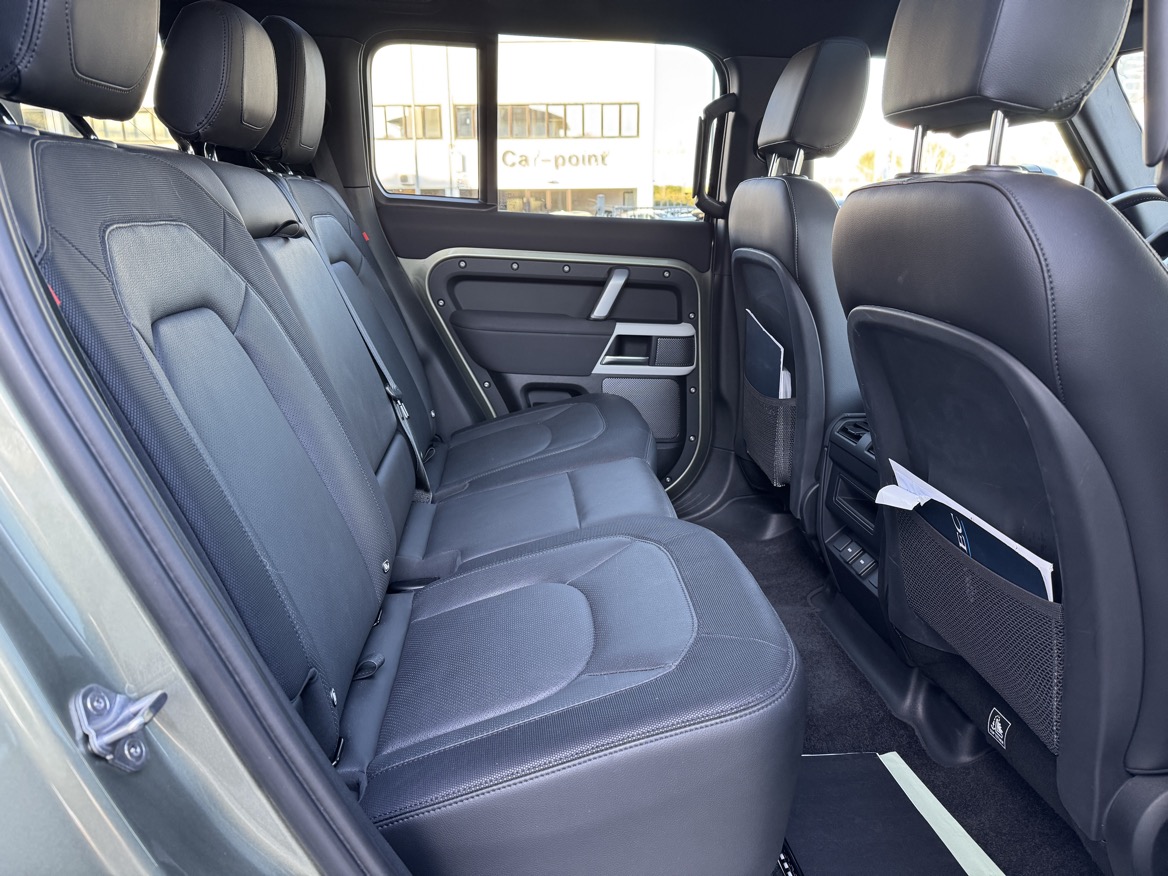 LAND ROVER DEFENDER 110 250 CV