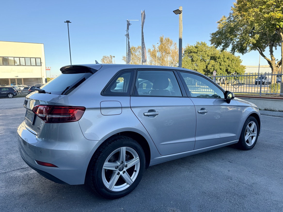 AUDI A3 SPB 1.6 TDI