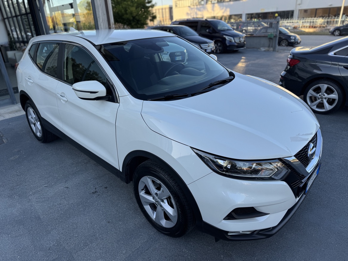 NISSAN QASQHAI