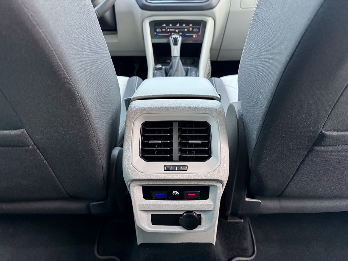 Volkswagen Tiguan 2.0 TDI ELEGANCE DSG