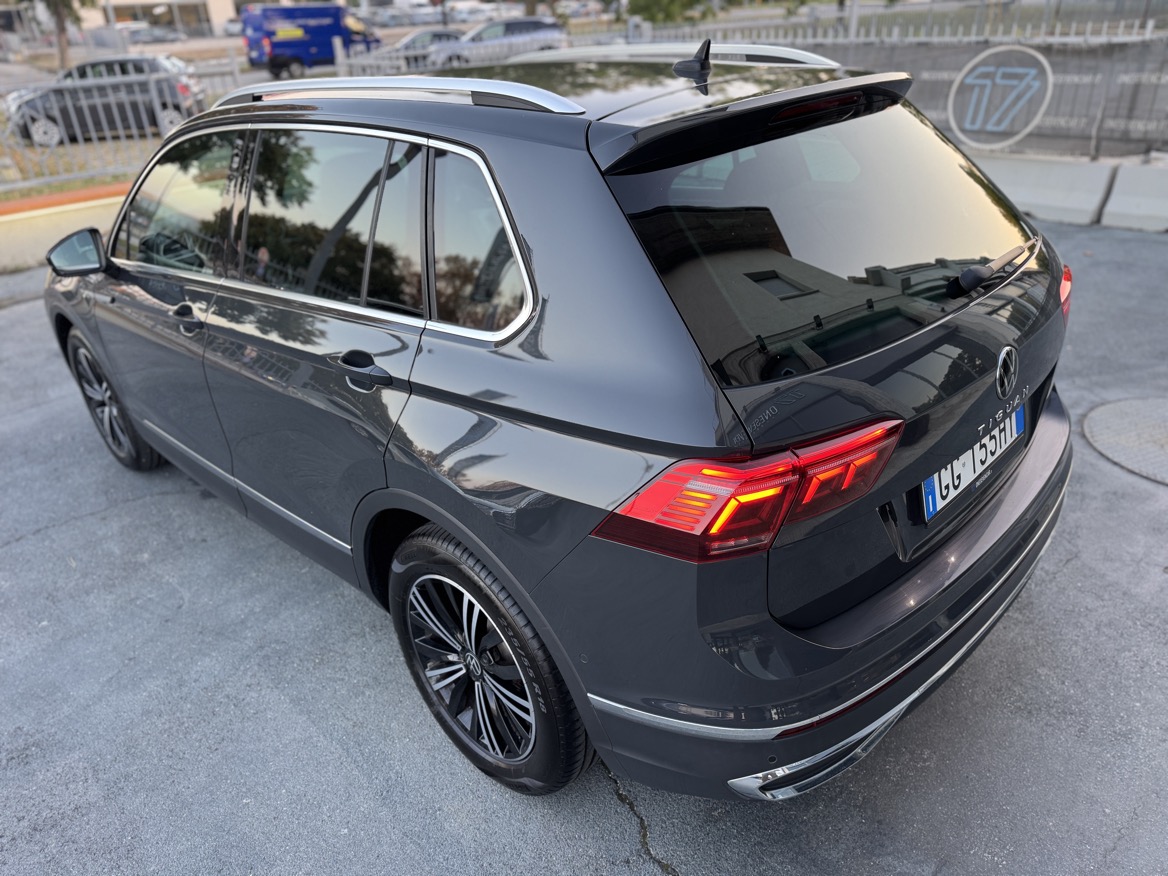 Volkswagen Tiguan 2.0 TDI ELEGANCE DSG