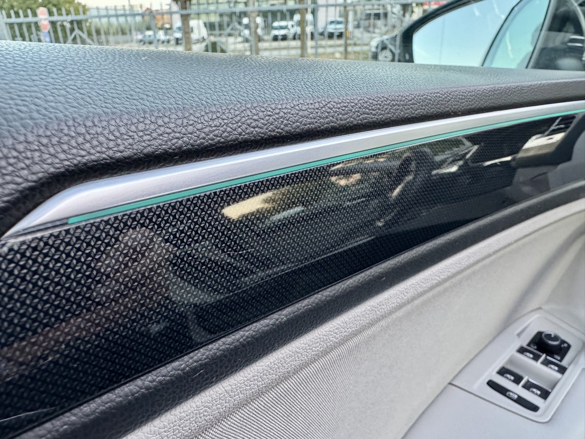 Volkswagen Tiguan 2.0 TDI ELEGANCE DSG