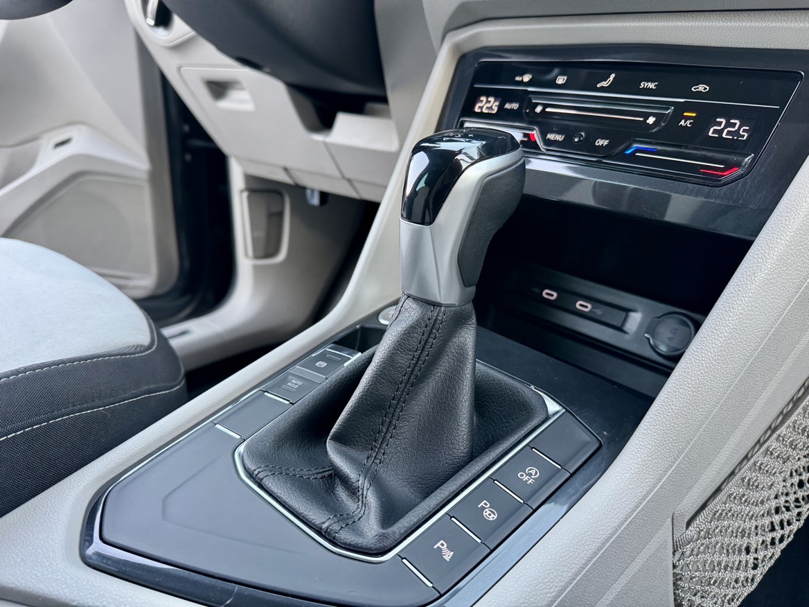 Volkswagen Tiguan 2.0 TDI ELEGANCE DSG