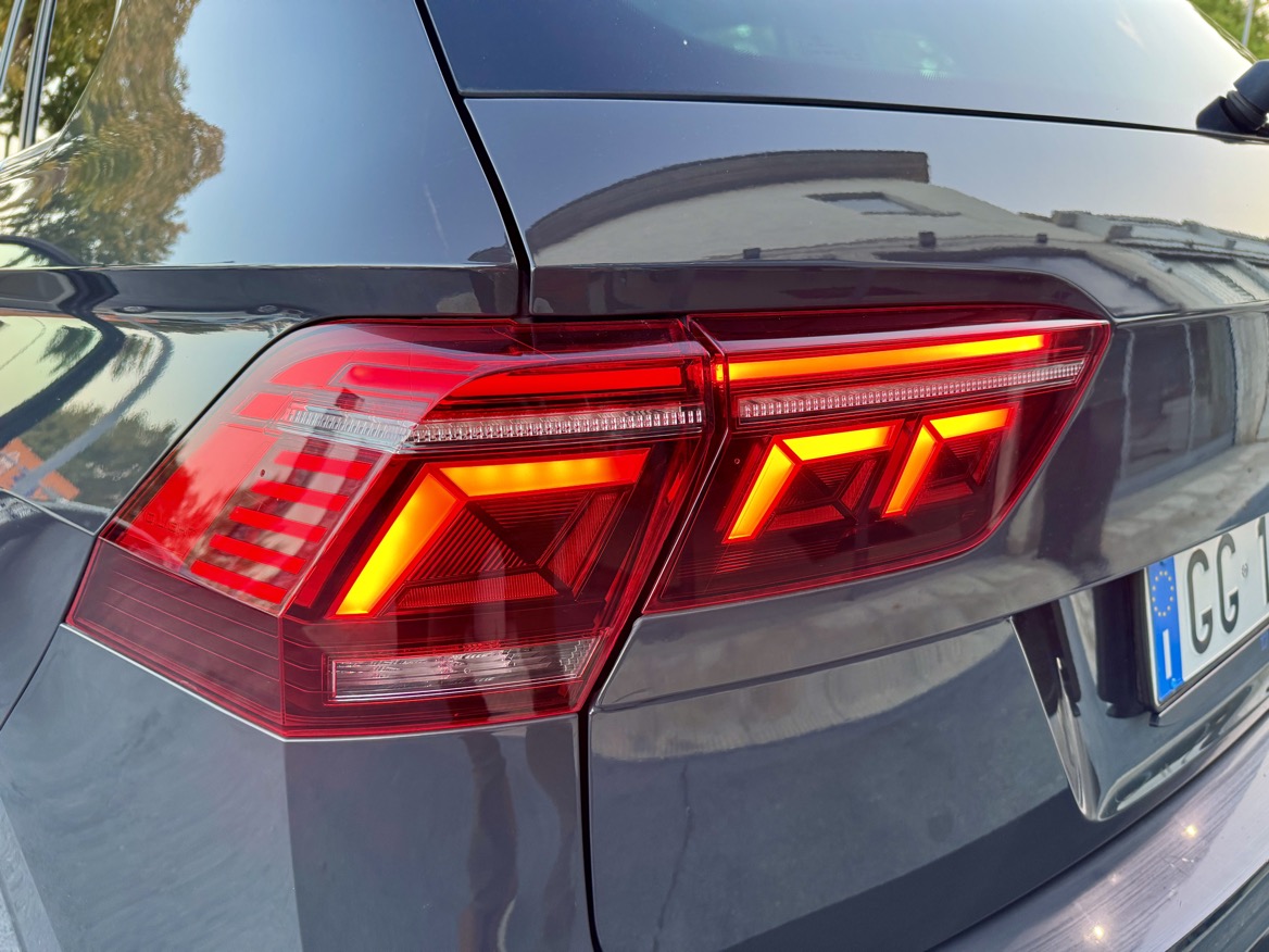 Volkswagen Tiguan 2.0 TDI ELEGANCE DSG