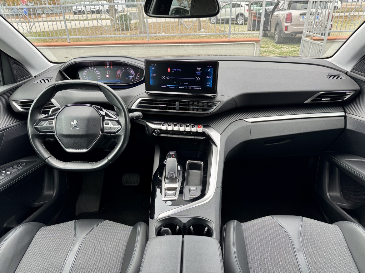 Peugeot 3008 1.5 bluehdi Allure s