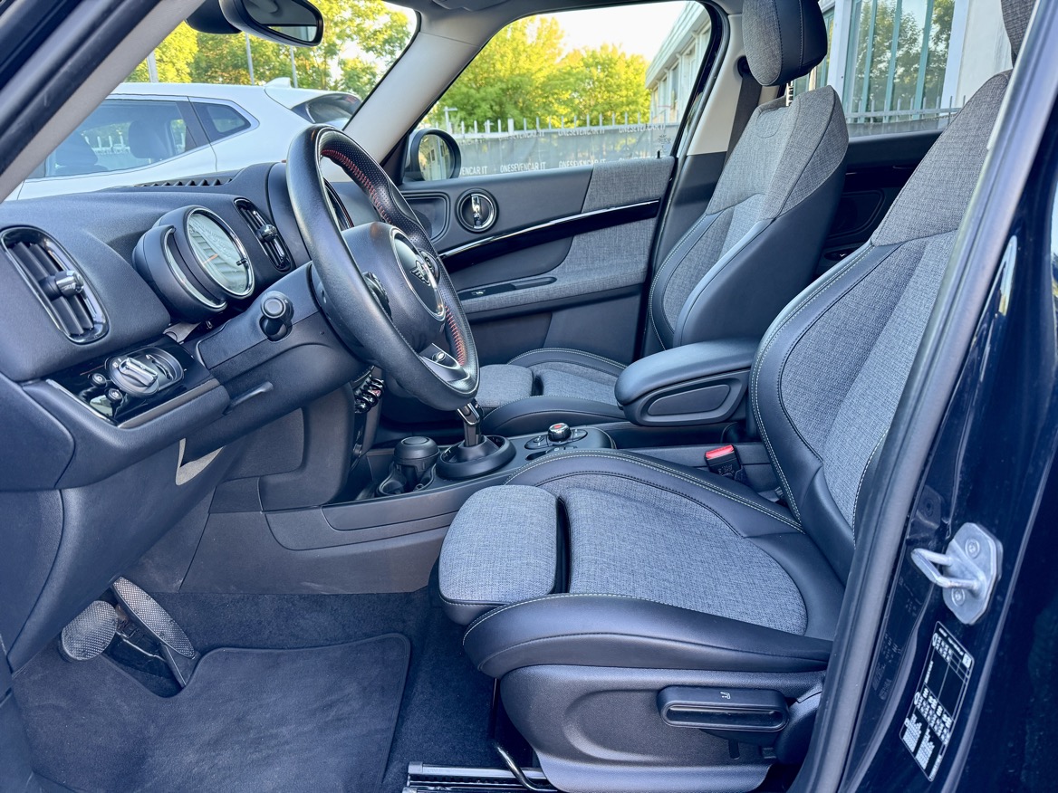 MINI Cooper D Countryman 2.0 Cooper D Hype auto