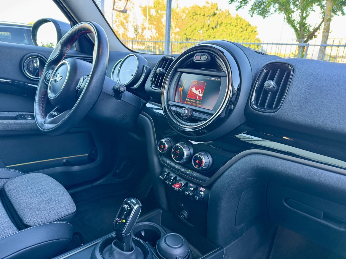 MINI Cooper D Countryman 2.0 Cooper D Hype auto