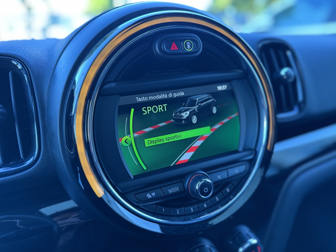 MINI Cooper D Countryman 2.0 Cooper D Hype auto