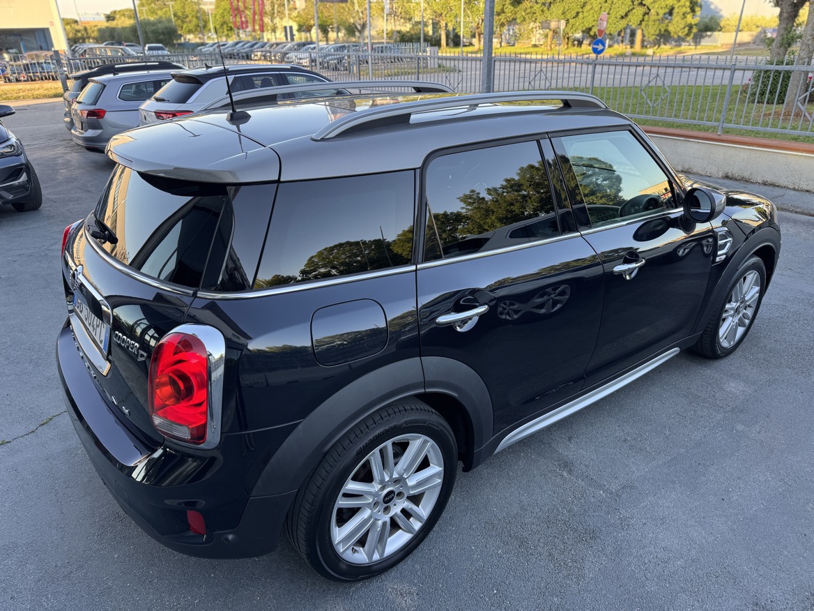 MINI Cooper D Countryman 2.0 Cooper D Hype auto