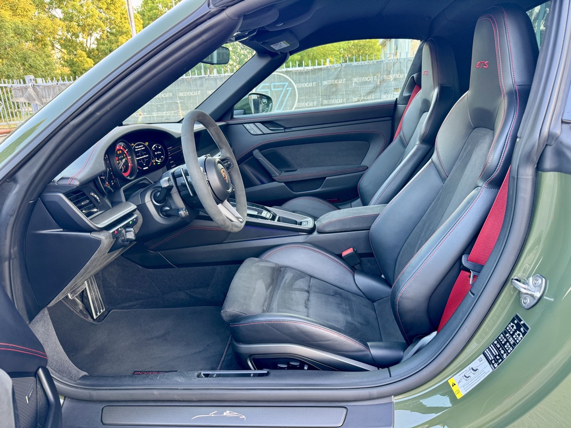 PORSCHE 992 4 GTS TARGA UNICA