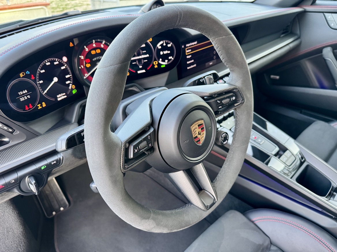 PORSCHE 992 4 GTS TARGA UNICA