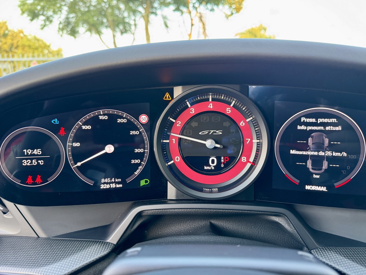 PORSCHE 992 4 GTS TARGA UNICA